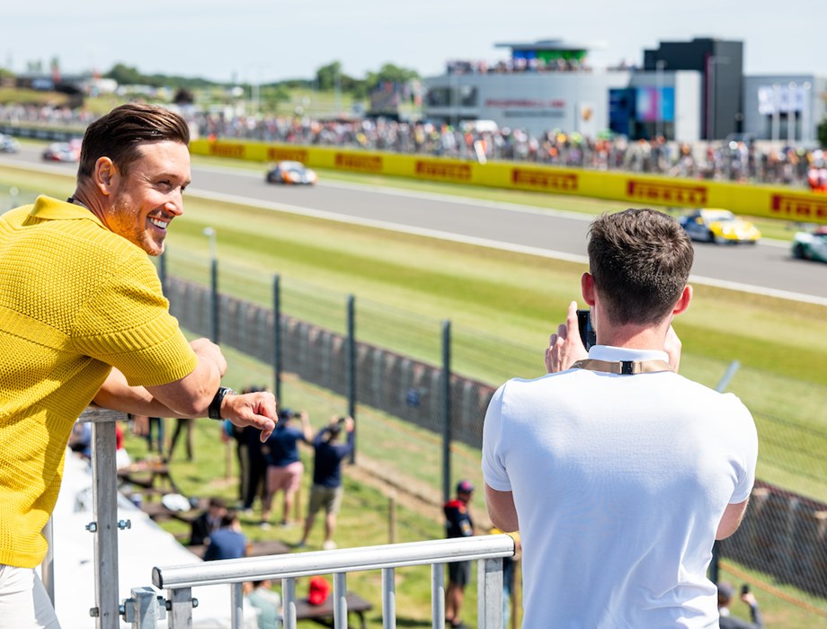 silverstone-4
