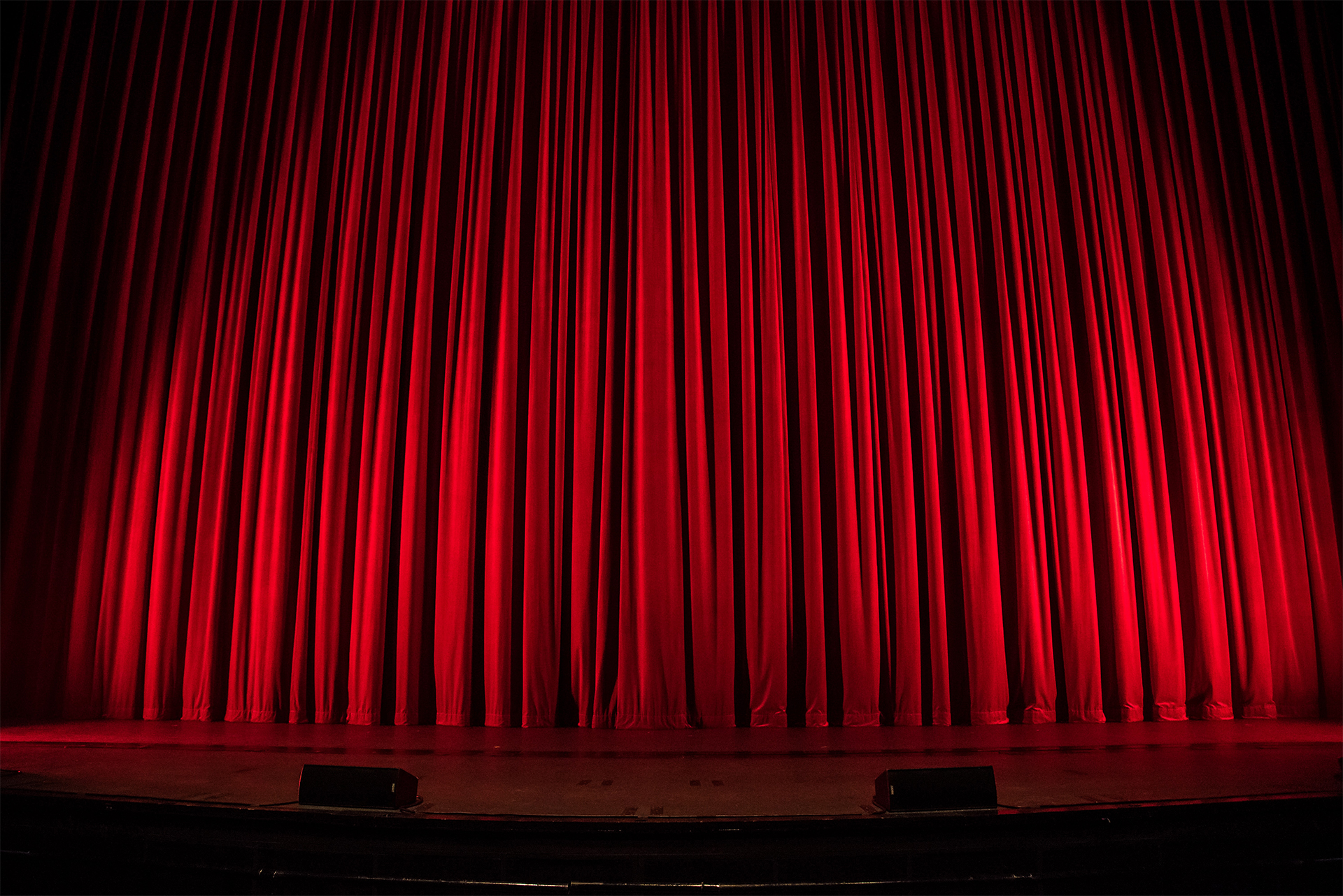 stage-curtains